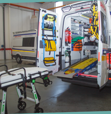 onneo-grupo-cooperativo-transporte-sanitario-interior-ambulancia_360x370